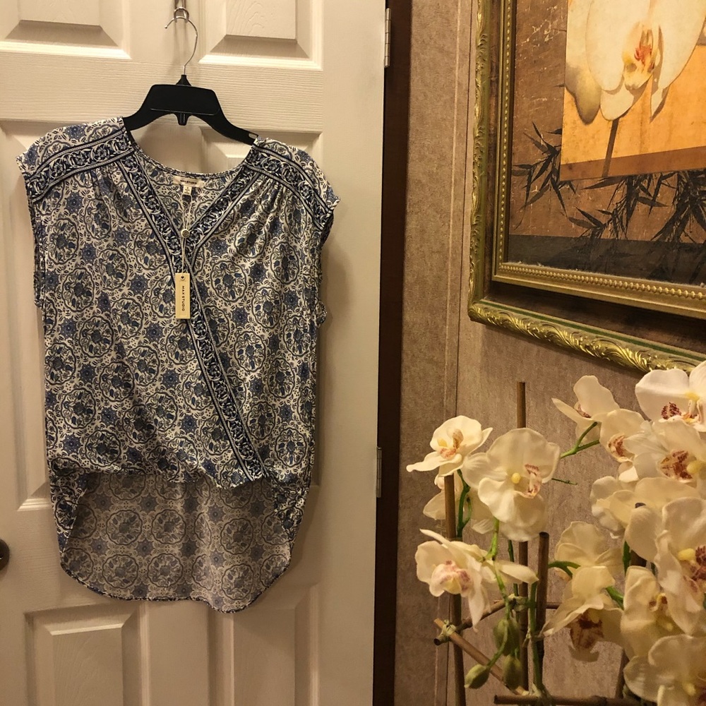 💥 SALE New Max Studio Cross Accent Blouse